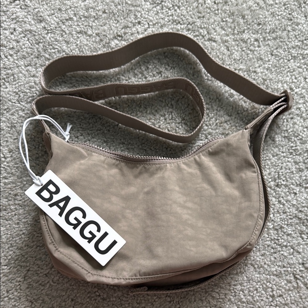 BAGGU Small Nylon Crescent Bag - Dove